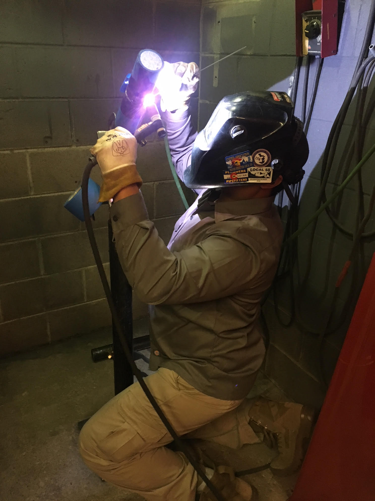 UA VIP Welding Class 20 at Fort Carson celebrates graduation